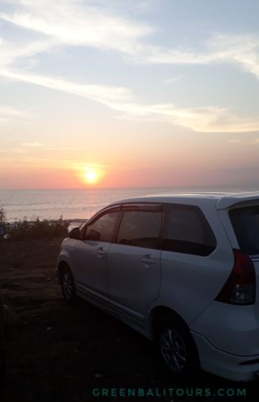 How Much Does a Taxi Cost from Nusa Dua to Ubud