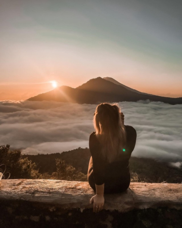 Mount Batur Sunrise Hike with Breakfast and Natural Hot Spring from Seminyak