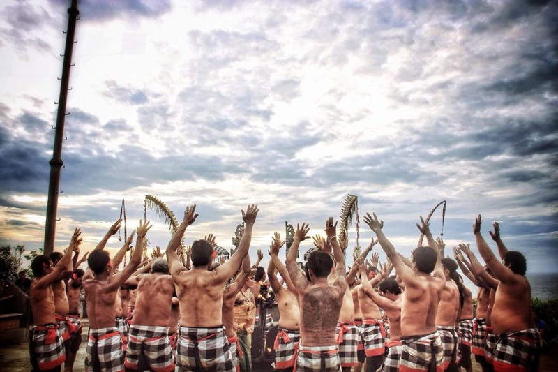 Bali Watersport Sunset Kecak Fire Dance at Uluwatu & Dinner Jimbaran Packages